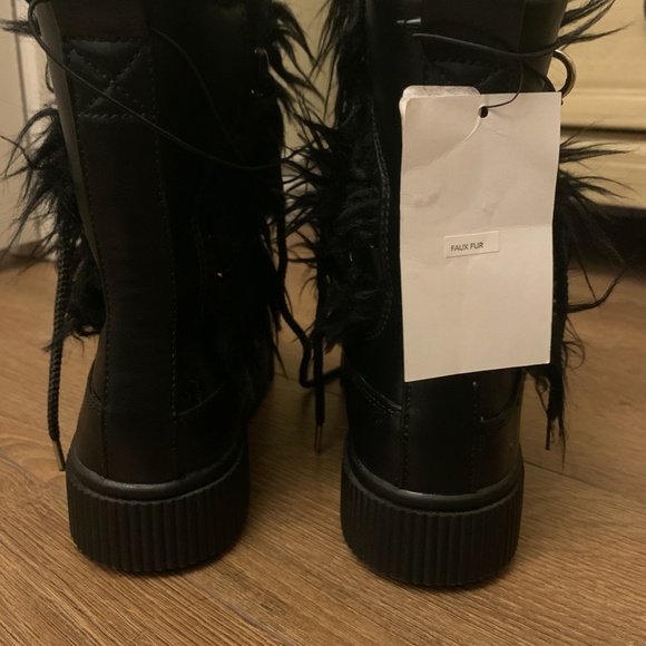 H&M Faux Fur Boots - Picture 7 of 8